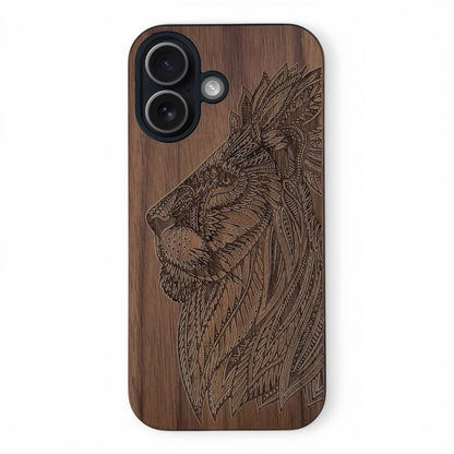 Löwen Eden Case aus Nussholz für das iPhone 17 mit MagSafe