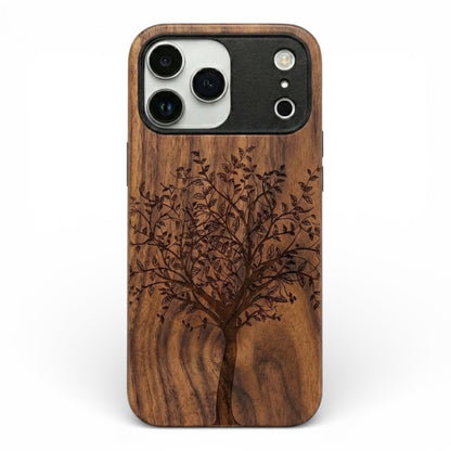 Lebensbaum Eden Case aus Nussbaumholz für das iPhone 17 Pro Max mit Magsafe